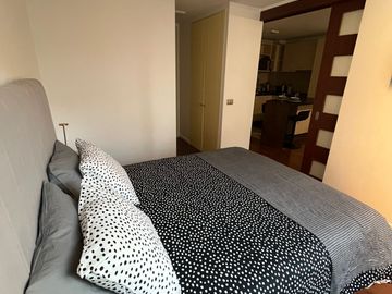 ARRIENDO COMPLETAMENTE AMOBLADO 1H Y 1B