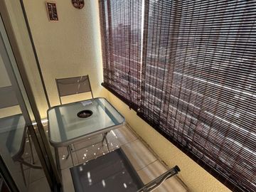 ARRIENDO COMPLETAMENTE AMOBLADO 1H Y 1B