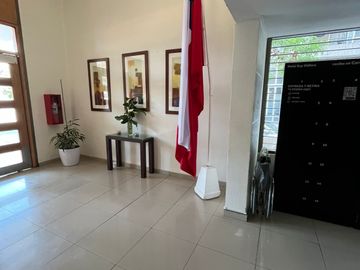 ARRIENDO COMPLETAMENTE AMOBLADO 1H Y 1B