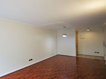 REAL OPORTUNIDAD, DPTO REMODELADO 3D-2B-1E-1BD, VILLA FREI