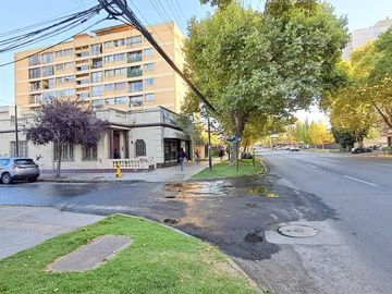 Local comercial en arriendo  en ÑUÑOA