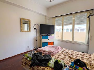 VENTA DEPARTAMENTO 5 AMBIENTES FRENTE CENTRO