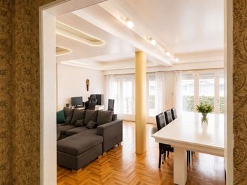 VENTA DEPARTAMENTO 5 AMBIENTES FRENTE CENTRO