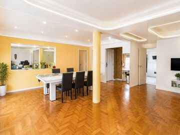 VENTA DEPARTAMENTO 5 AMBIENTES FRENTE CENTRO
