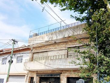 Galpón c/departamento a terminar en P.A.