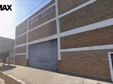 GALPON DEPOSITO CAMIONES GRAN PORTE BERNAL OESTE
