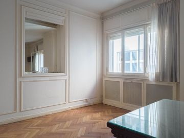 DEPTO 7MO PISO 4 AMB CON DEPENDENDENCIA MONSERRAT