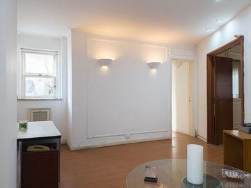 DEPTO 7MO PISO 4 AMB CON DEPENDENDENCIA MONSERRAT