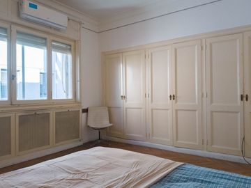 DEPTO 7MO PISO 4 AMB CON DEPENDENDENCIA MONSERRAT