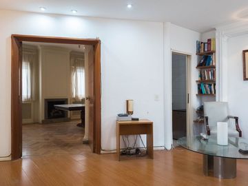 DEPTO 7MO PISO 4 AMB CON DEPENDENDENCIA MONSERRAT