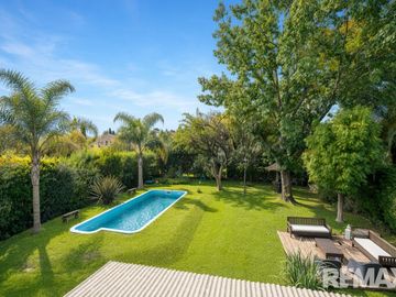 Venta Casa 5 amb. Club de Campo Pueyrredon Pilar