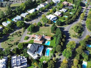 VENTA LOTE AYRES DE PILAR ESQUINA 1170M  TRANQUERA