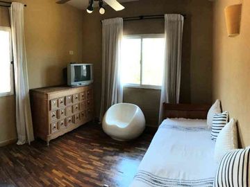VENTA CASA 5 DORMS BARRIO VILLA OLIVOS KM 36