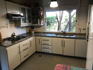 VENTA CASA 5 DORMS BARRIO VILLA OLIVOS KM 36
