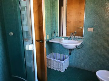 VENTA CASA 5 DORMS BARRIO VILLA OLIVOS KM 36