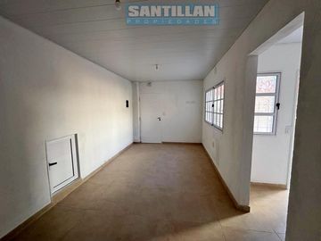 DEPARTAMENTO 2 AMBIENTES A ESTRENAR CON GRAN PATIO. LAFERRERE CENTRO.