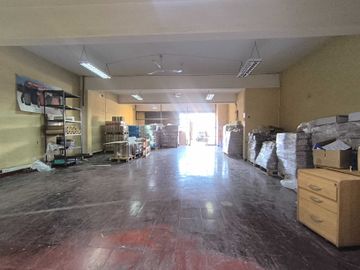 Local comercial en arriendo  en SANTIAGO