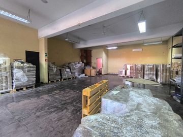 Local comercial en arriendo  en SANTIAGO
