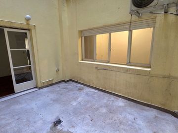 DEPARTAMENTO VENTA MONSERRAT 3 AMB CON PATIO