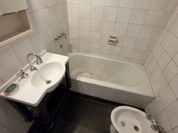 DEPARTAMENTO VENTA MONSERRAT 3 AMB CON PATIO
