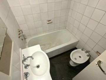 DEPARTAMENTO VENTA MONSERRAT 3 AMB CON PATIO