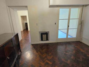 DEPARTAMENTO VENTA MONSERRAT 3 AMB CON PATIO