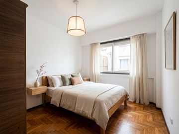 VENDE 3 amb con balcón al frente Flores, lavadero