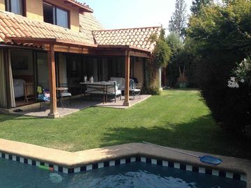 Casa en venta  en LO BARNECHEA