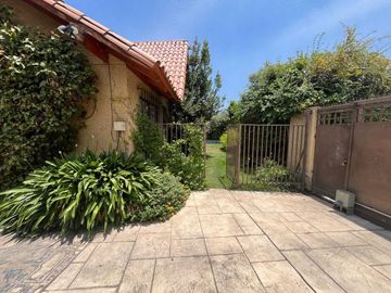 Casa en venta  en LO BARNECHEA