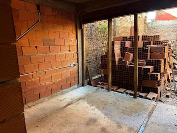 DPTO EN POZO DE 1 DORMITORIO Y PATIO