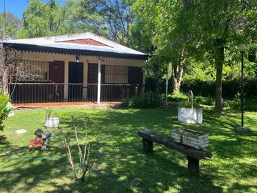 VENTA CASA QUINTA  GRAN LOTE 20 DE JUNIO