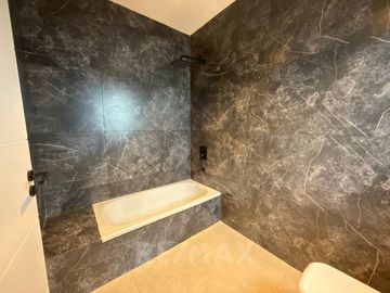 CASA 6 AMB VENTA B°SAN PABLO MUDATE YA CON EL 30%