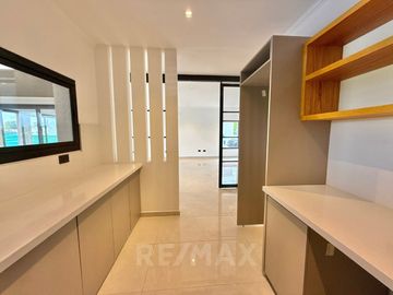 CASA 6 AMB VENTA B°SAN PABLO MUDATE YA CON EL 30%