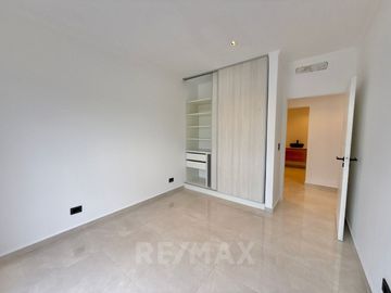 CASA 6 AMB VENTA B°SAN PABLO MUDATE YA CON EL 30%