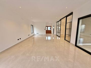 CASA 6 AMB VENTA B°SAN PABLO MUDATE YA CON EL 30%