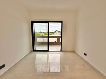 CASA 6 AMB VENTA B°SAN PABLO MUDATE YA CON EL 30%