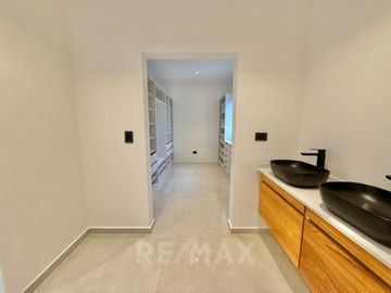 CASA 6 AMB VENTA B°SAN PABLO MUDATE YA CON EL 30%