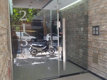 Semipiso de tres ambientes muy luminoso