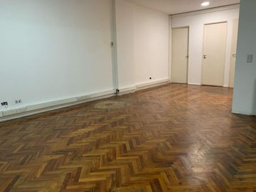 VENTA DE OFICINA EN CABA