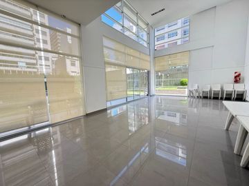 ALQUILER EXCELENTE 2 AMB COCHERA. Edificio Premium