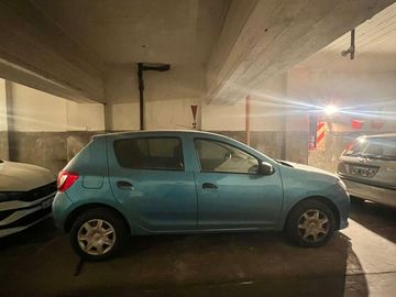 COCHERA CUBIERTA EN VENTA - CHACARITA
