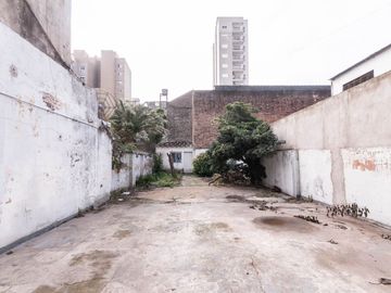 ALQUILER LOCAL COMERCIAL FONDO LIBRE 300M2 TOTAL