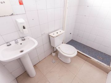 ALQUILER LOCAL COMERCIAL FONDO LIBRE 300M2 TOTAL