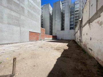 ALQUILER LOTE PARA COCHERAS ZONA LA PERLA