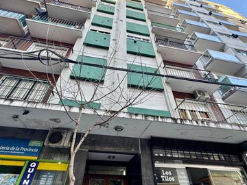 Venta departamento dos ambientes luminoso centro