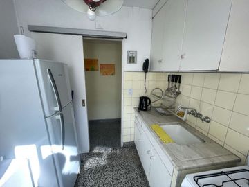 VENTA DEPARTAMENTO 2 AMBIENTES LUMINOSO CENTRO