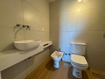 Venta Dto 2 ambientes c/balcón - Colegiales