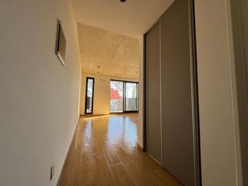 Venta Dto Monoambiente c/balcón - Colegiales