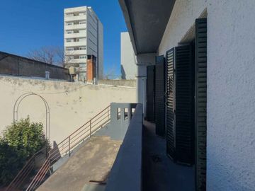 CASA EN ALQUILER LA PLATA