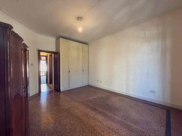 CASA EN ALQUILER LA PLATA
